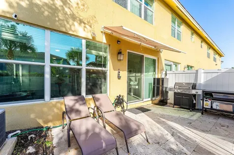 4330 Lago Drive Deerfield Beach FL 33064