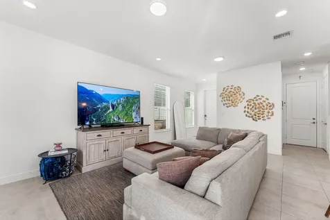 4330 Lago Drive Deerfield Beach FL 33064