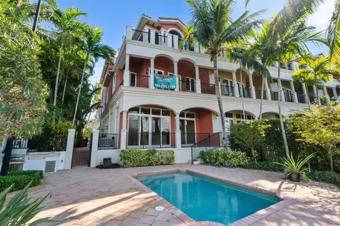 453 Ne 19th Avenue Deerfield Beach FL 33441