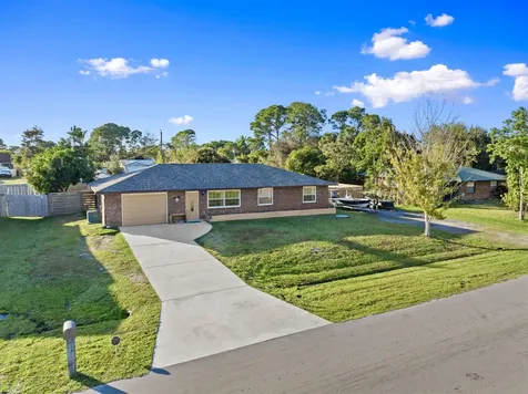 2890 Sw Ortega Street Port Saint Lucie FL 34953