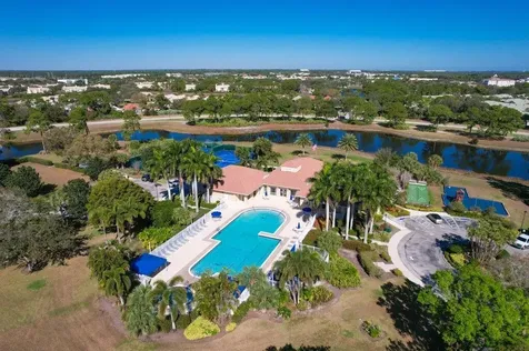 1686 Sw Harbour Isles Circle Port Saint Lucie FL 34986