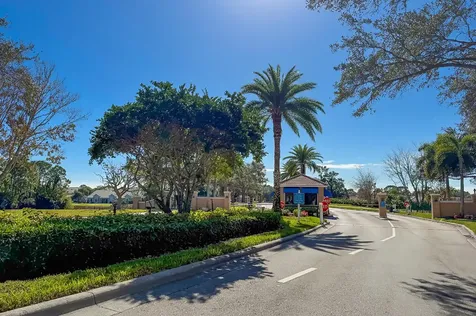 1686 Sw Harbour Isles Circle Port Saint Lucie FL 34986