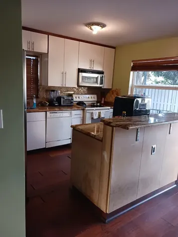 12633 Nw 13 Court Sunrise FL 33323