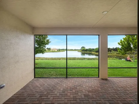 12190 SW Bennington Circle Port Saint Lucie FL 34987