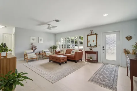 2642 Ne 26th Terrace Lighthouse Point FL 33064