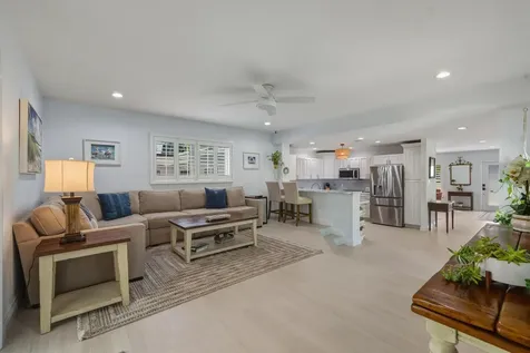 2642 Ne 26th Terrace Lighthouse Point FL 33064
