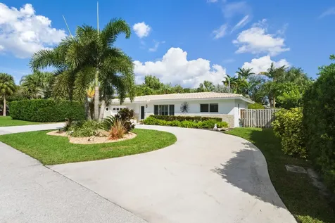 2642 Ne 26th Terrace Lighthouse Point FL 33064
