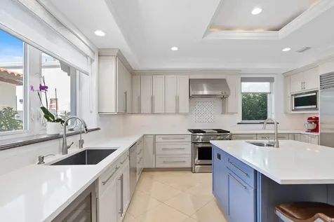 901 Nw 4th Court Boca Raton FL 33432