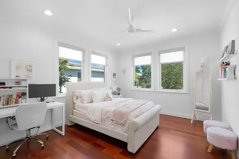 901 Nw 4th Court Boca Raton FL 33432