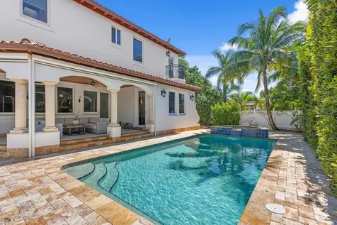 901 Nw 4th Court Boca Raton FL 33432