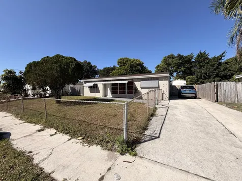 431 Pensacola Drive Lake Worth FL 33462