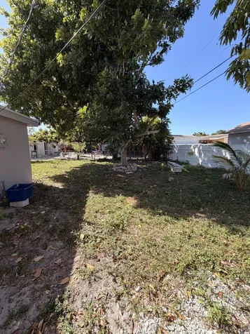 431 Pensacola Drive Lake Worth FL 33462