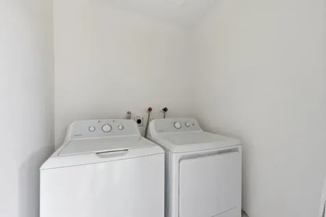 618 Normandy M Delray Beach FL 33484