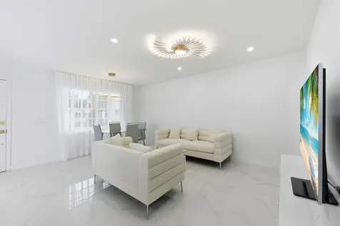 618 Normandy M Delray Beach FL 33484