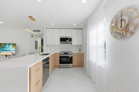 618 Normandy M Delray Beach FL 33484