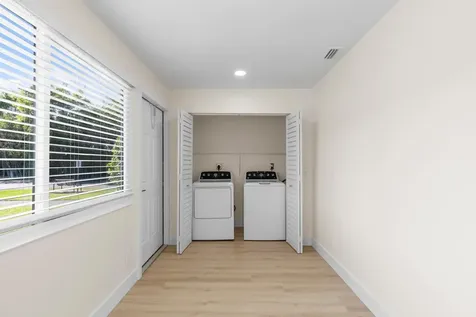 256 Lake Meryl Drive West Palm Beach FL 33411