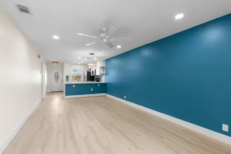 256 Lake Meryl Drive West Palm Beach FL 33411