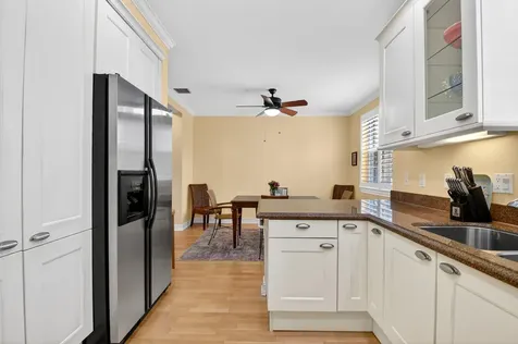 369 W Mallory Circle Delray Beach FL 33483