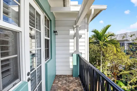369 W Mallory Circle Delray Beach FL 33483