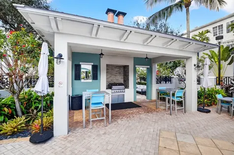 369 W Mallory Circle Delray Beach FL 33483