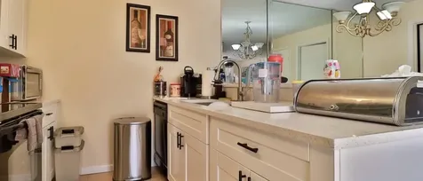 1034 Springdale Circle Palm Springs FL 33461
