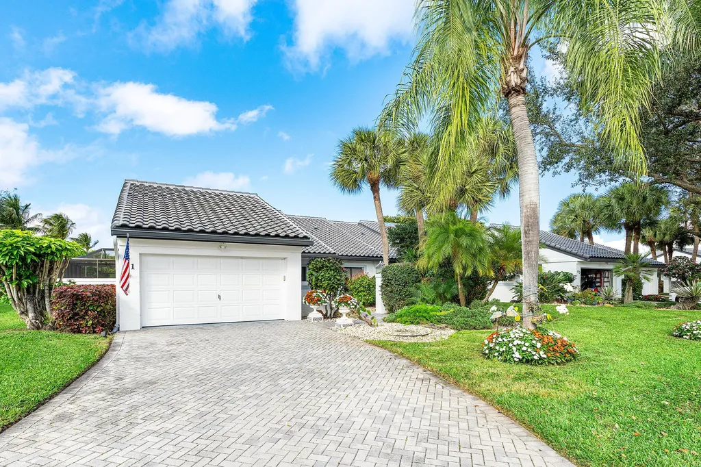 71 Windsor Circle Boynton Beach FL 33436
