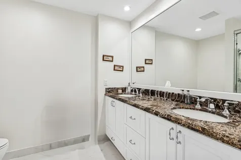 71 Windsor Circle Boynton Beach FL 33436