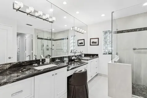 71 Windsor Circle Boynton Beach FL 33436