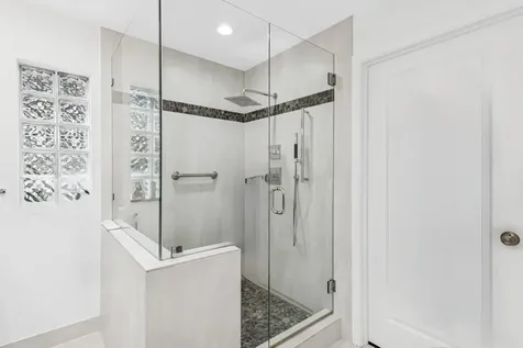71 Windsor Circle Boynton Beach FL 33436