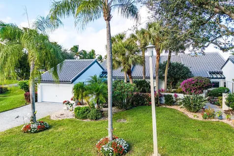 71 Windsor Circle Boynton Beach FL 33436