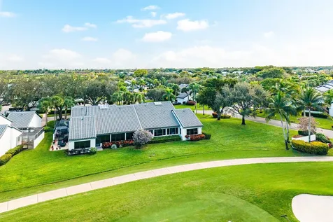 71 Windsor Circle Boynton Beach FL 33436