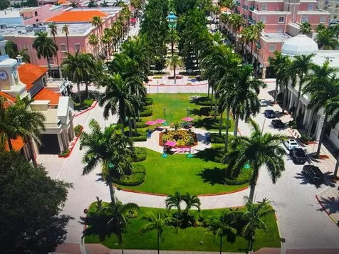 299 SW 7th Street Boca Raton FL 33432