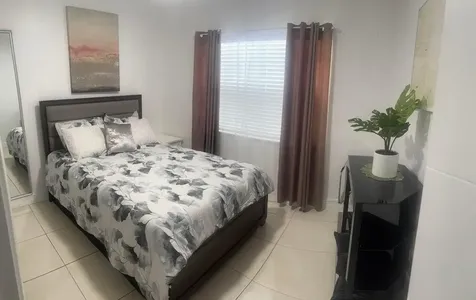299 SW 7th Street Boca Raton FL 33432