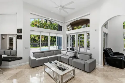 2358 Nw 49th Lane Boca Raton FL 33431