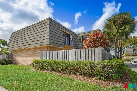 1704 17th Way West Palm Beach FL 33407