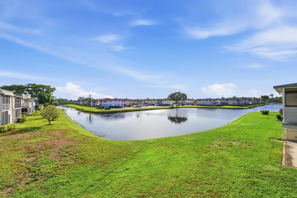 710 Monaco O Delray Beach FL 33446