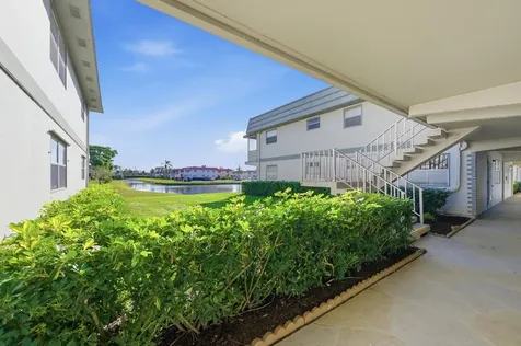 710 Monaco O Delray Beach FL 33446