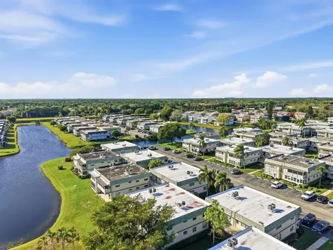 710 Monaco O Delray Beach FL 33446