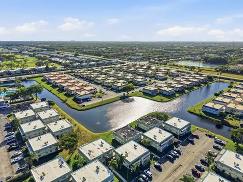 710 Monaco O Delray Beach FL 33446