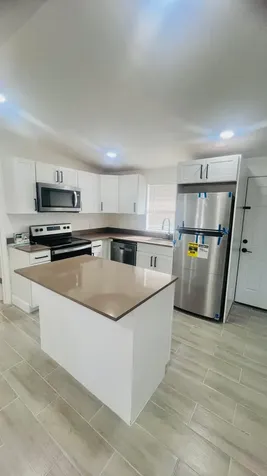 2360 Nw 2nd Street Pompano Beach FL 33069