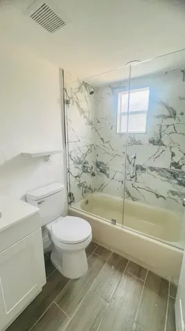 2360 Nw 2nd Street Pompano Beach FL 33069
