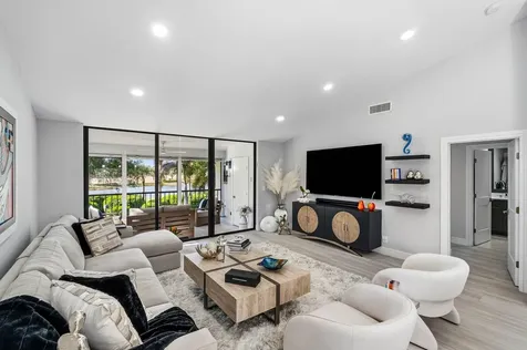 49 Eastgate Drive Boynton Beach FL 33436