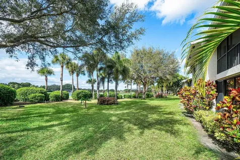 49 Eastgate Drive Boynton Beach FL 33436