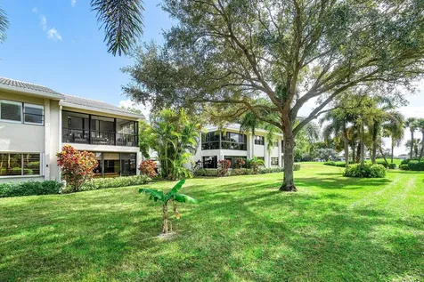 49 Eastgate Drive Boynton Beach FL 33436