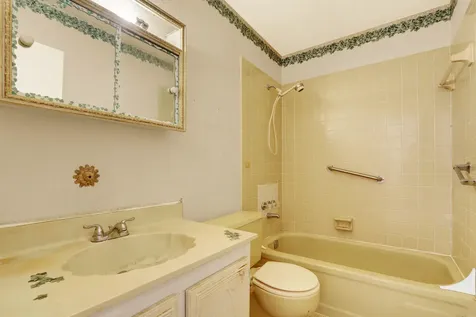 835 Salem Lane Lake Worth FL 33467
