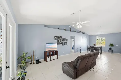 5859 Nw Cullom Circle Port Saint Lucie FL 34986