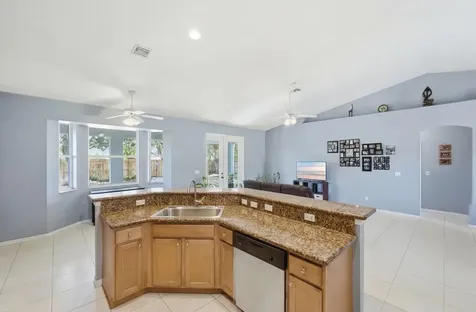 5859 Nw Cullom Circle Port Saint Lucie FL 34986