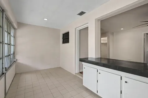 275 South Boulevard Boynton Beach FL 33435