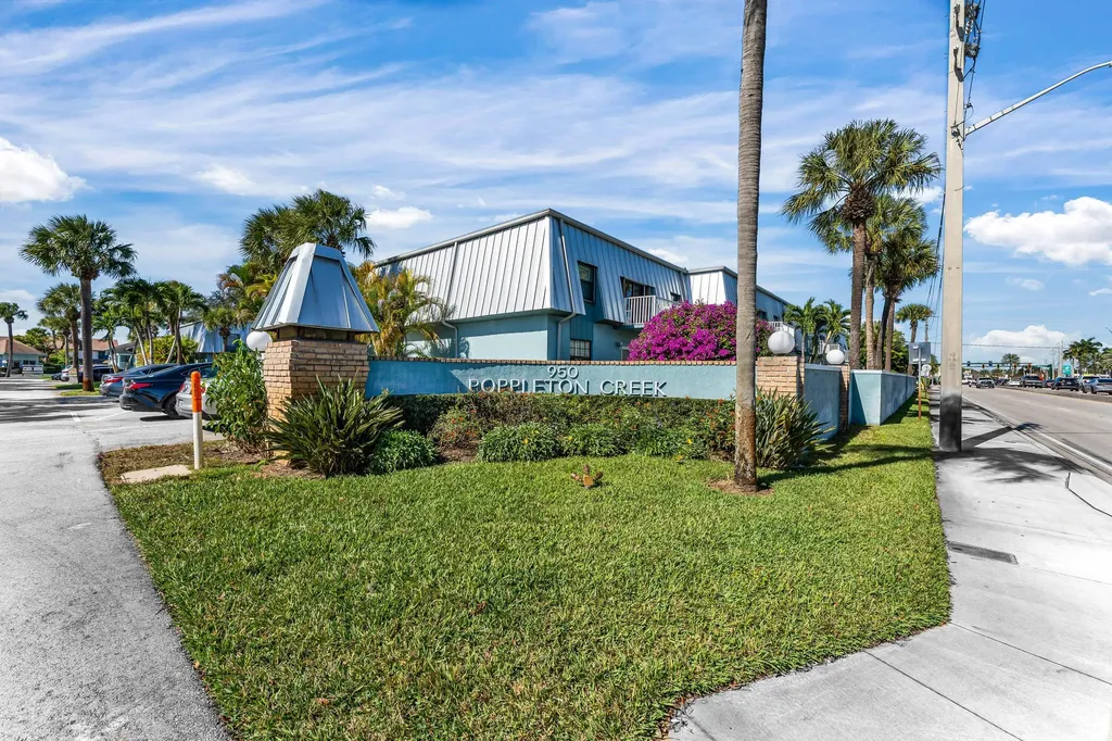 950 S Kanner Highway Stuart FL 34994