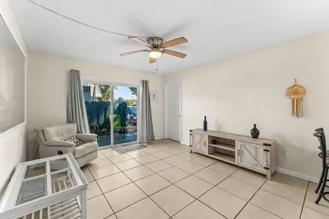 950 S Kanner Highway Stuart FL 34994